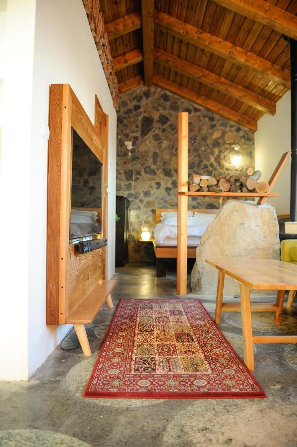 The Green And Red Cabins Ma'ale Gamla Bagian luar foto